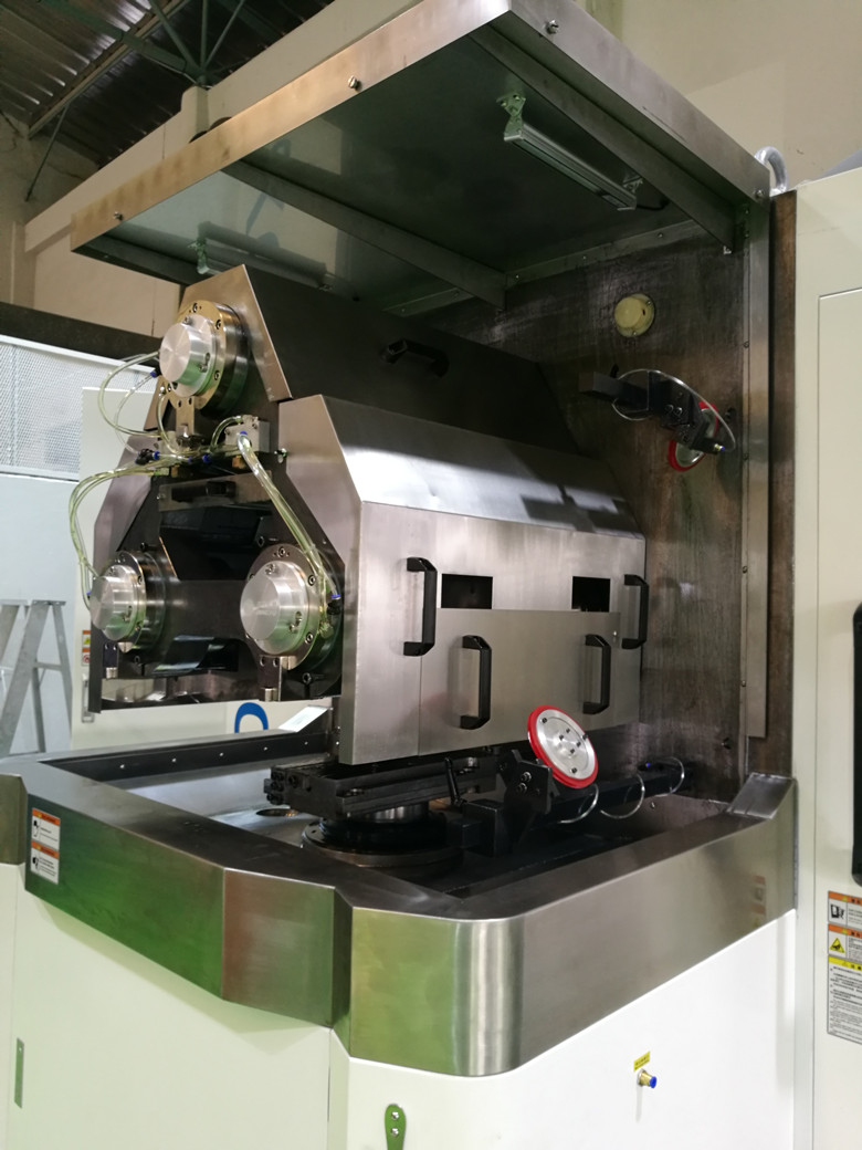 First Wire Saw Machine  in Thailand-Cutting crystal glass,quartz,ceramics,optical glass
